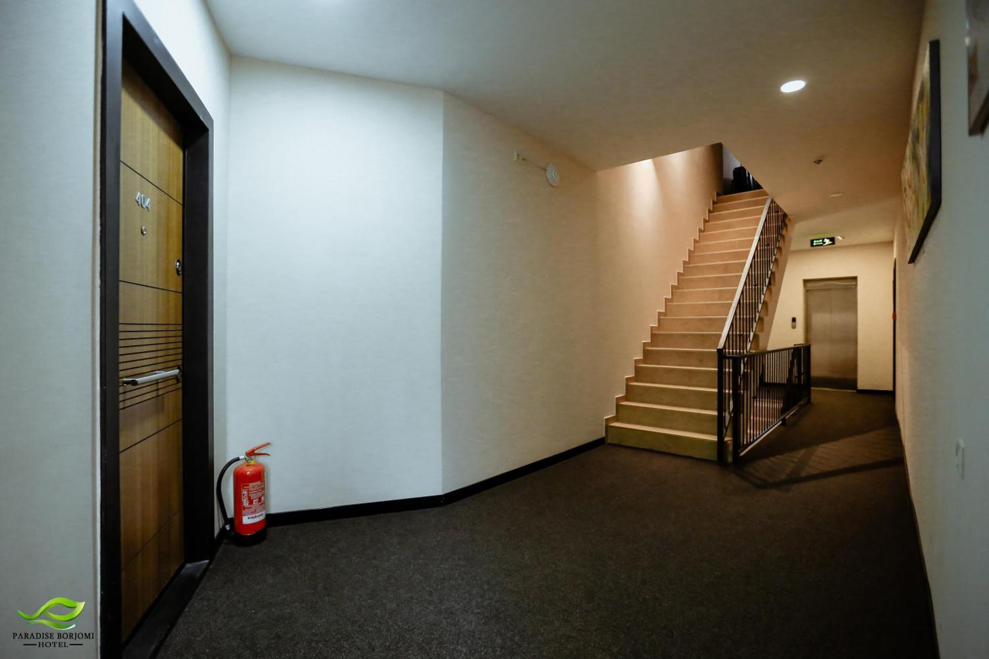 Terrace Borjomi Hotel ภายนอก รูปภาพ