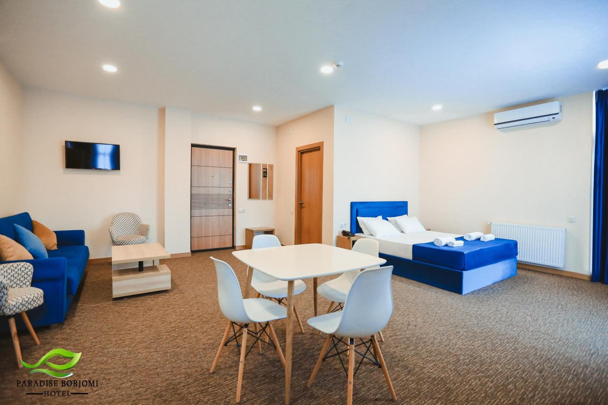 Terrace Borjomi Hotel ภายนอก รูปภาพ