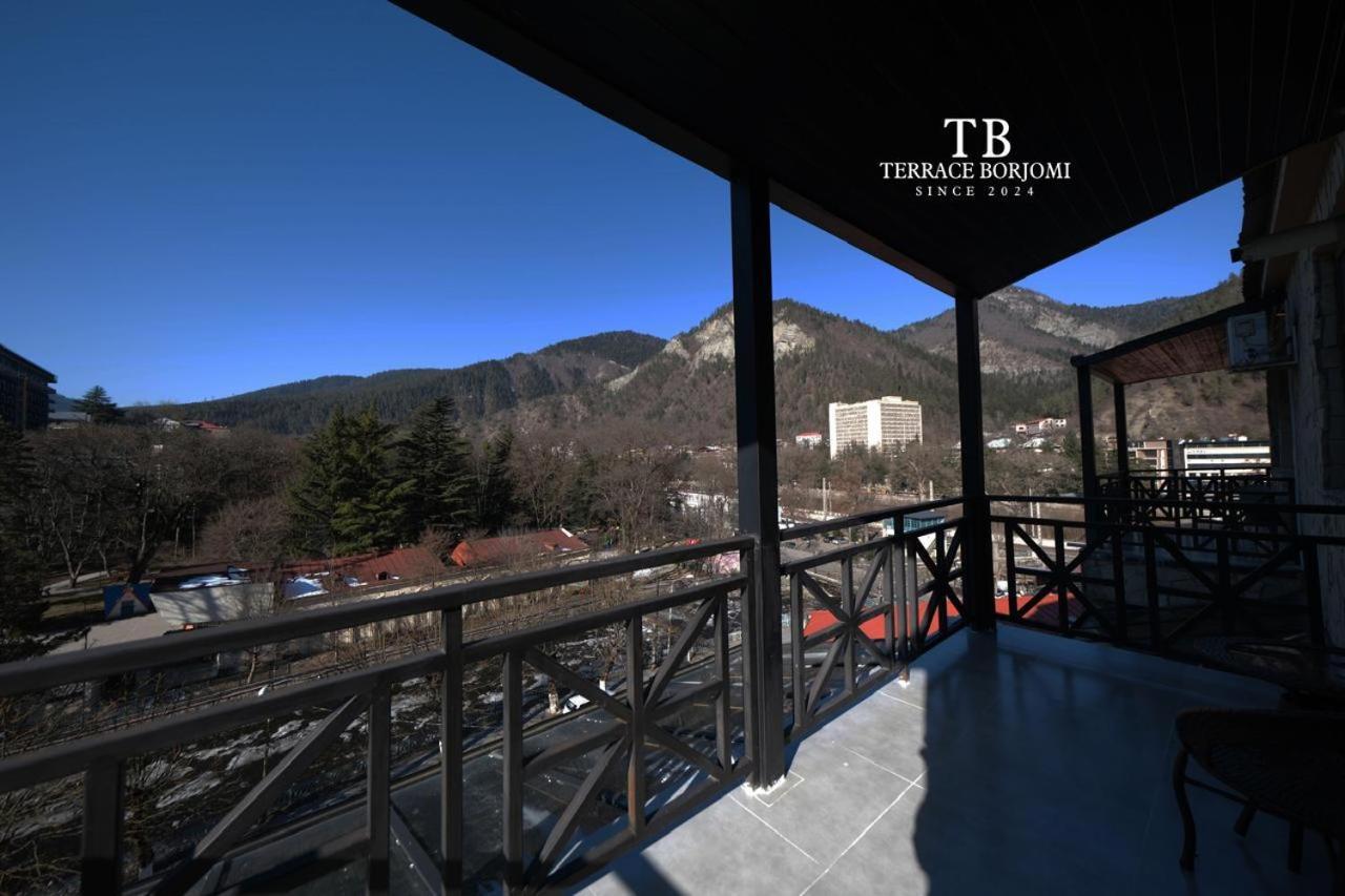 Terrace Borjomi Hotel ภายนอก รูปภาพ