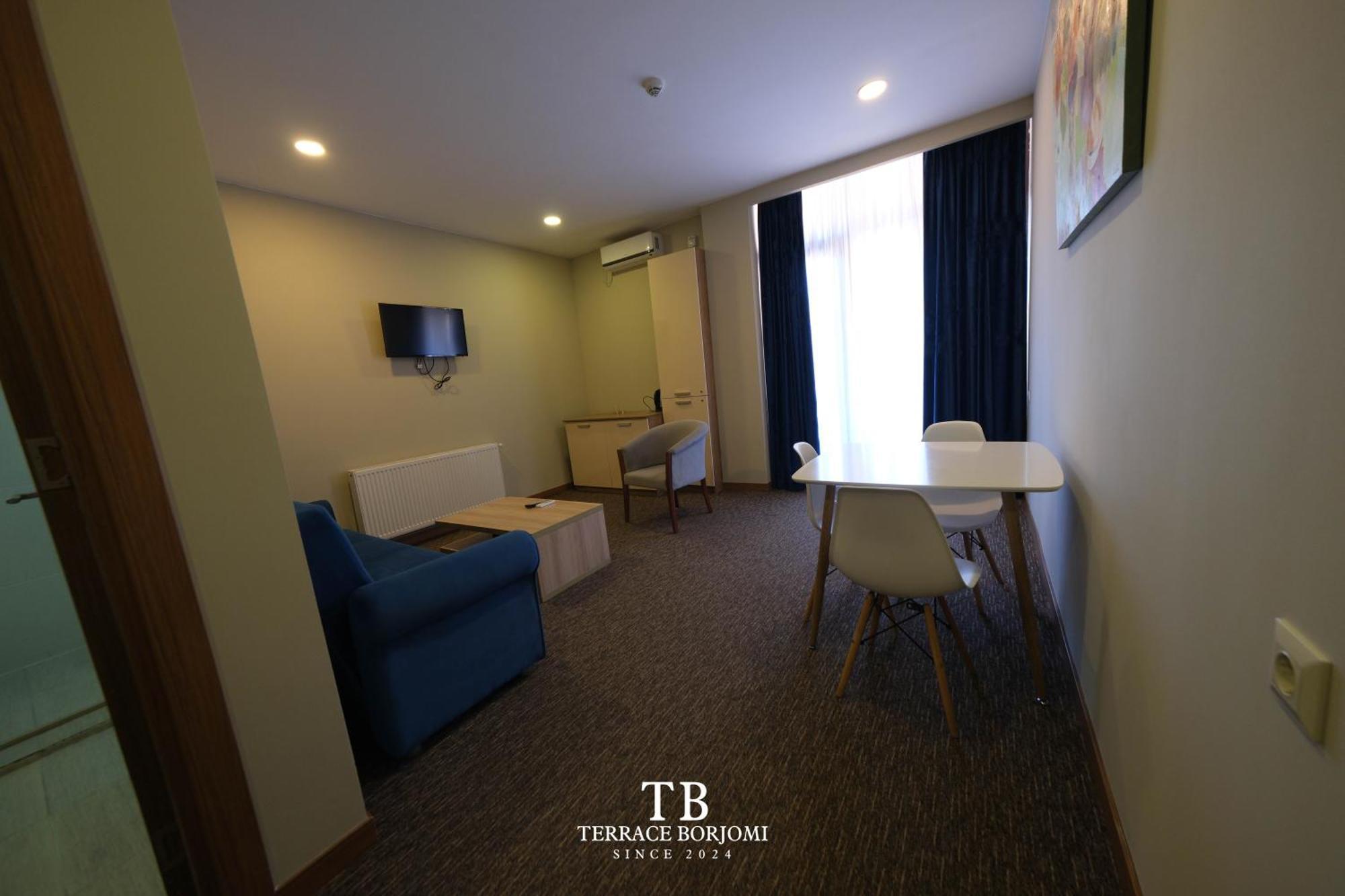 Terrace Borjomi Hotel ภายนอก รูปภาพ